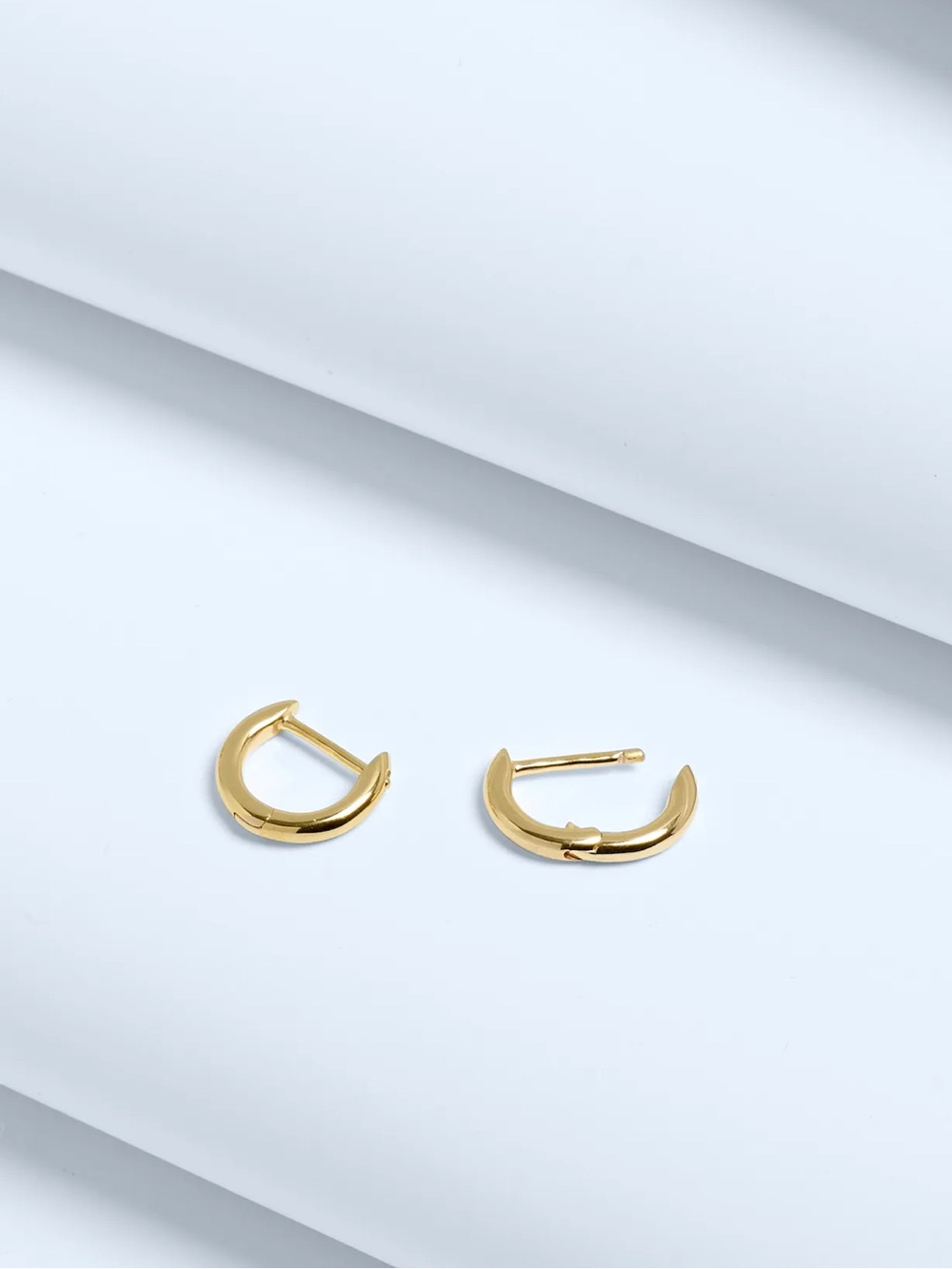NWT Madewell Demi-Fine Mini Huggie Hoop Earrings 14k Gold over Sterling Silver